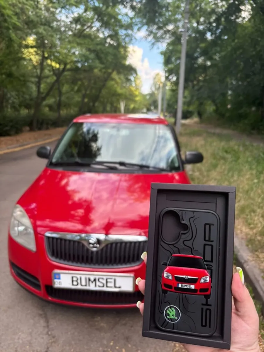 Чохол на iPhone з Škoda Fabia і номером — фото від клієнта