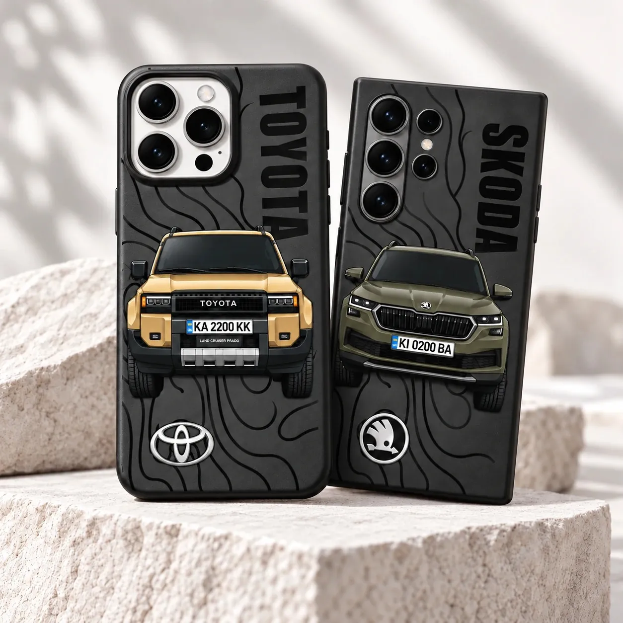 Чохли на iPhone і Samsung з малюнками Toyota Land Cruiser Prado і Škoda Kodiaq та номерами