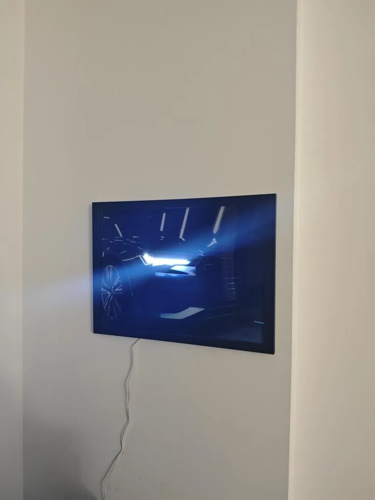 LED-постер у клієнта: Audi на стіні