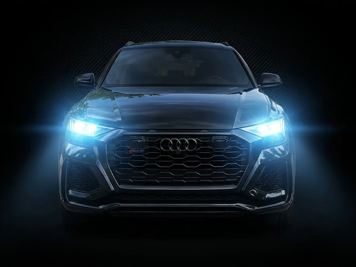 Готовий LED-постер з Audi RS Q8