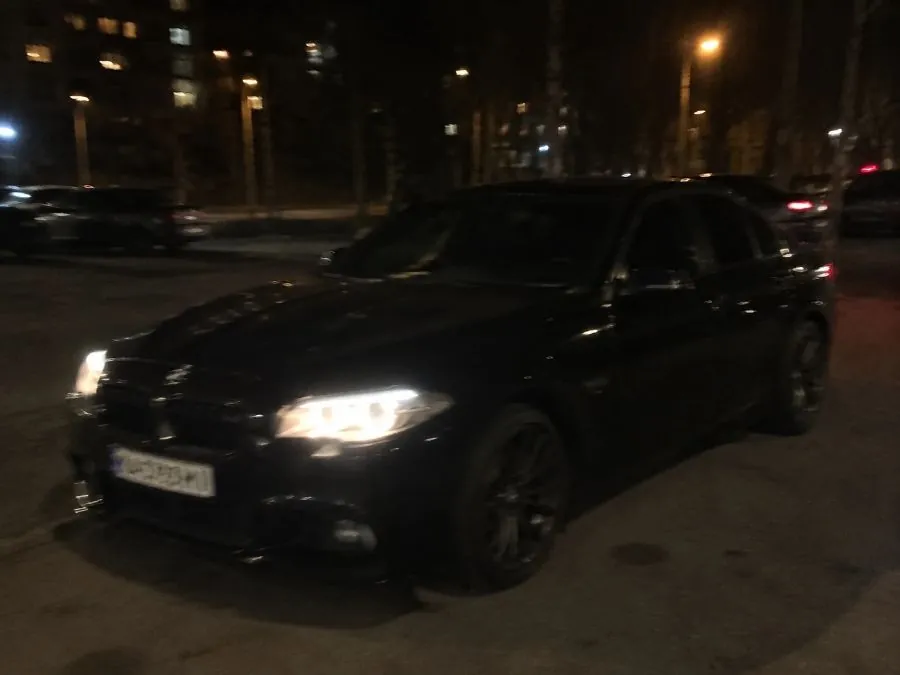 Погане фото авто: нічне або розмите